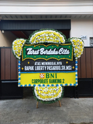 Papan Bunga Duka di Tamantirto