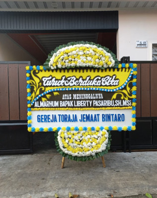 Papan Bunga Duka di Tamantirto