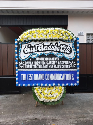 Papan Bunga Duka di Tamantirto